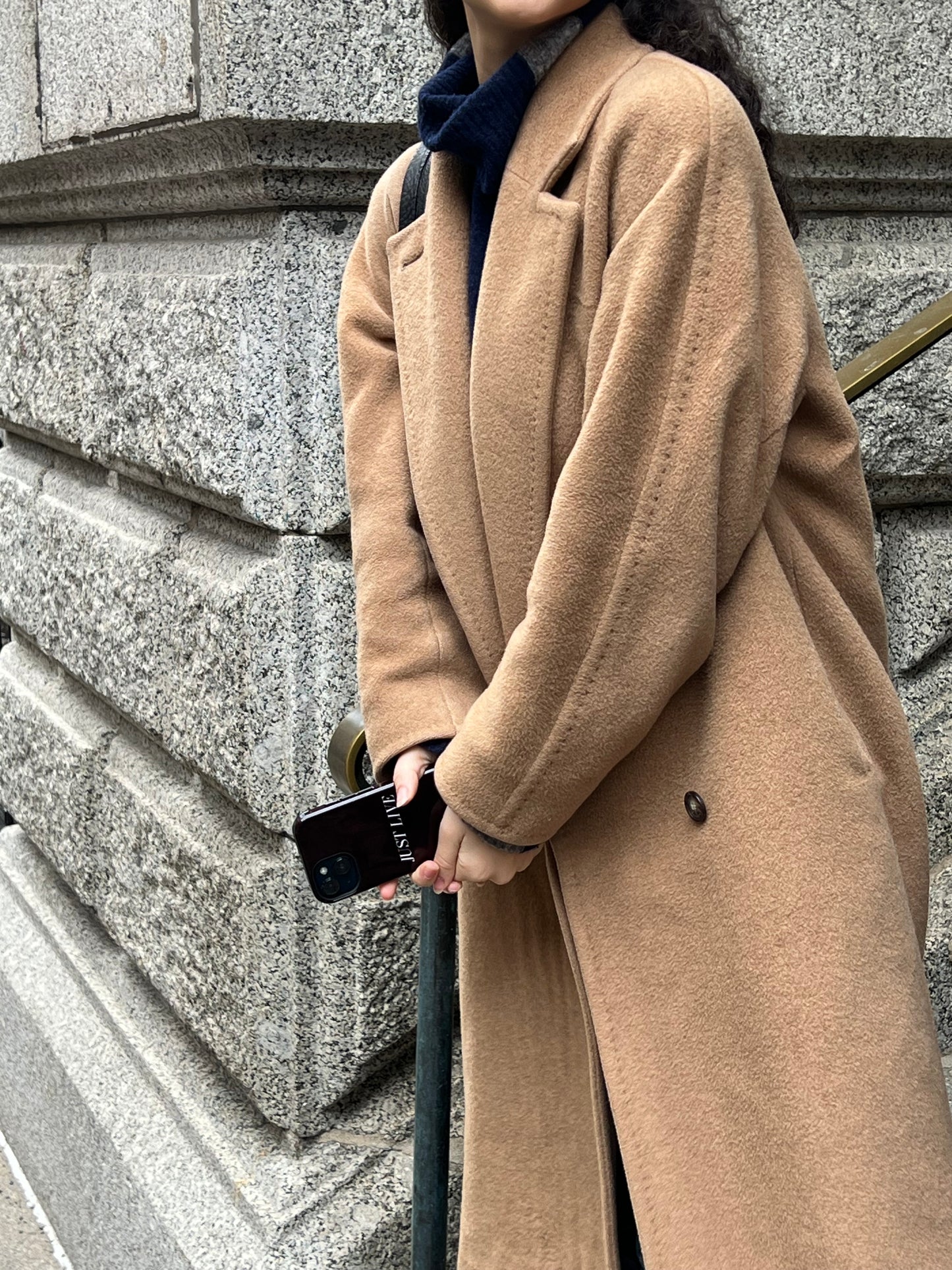 'Black ease' phone case